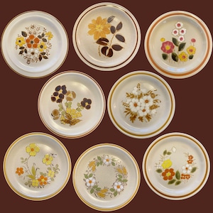 Vintage 1970&#39;s Stoneware Dinner Plates, Mismatched Stoneware Japan Plates, Your Choice Vintage Floral Stoneware Plates, Retro Dinner Plates