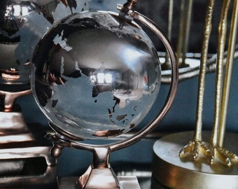 Medium Globe on Metal Stand Copper