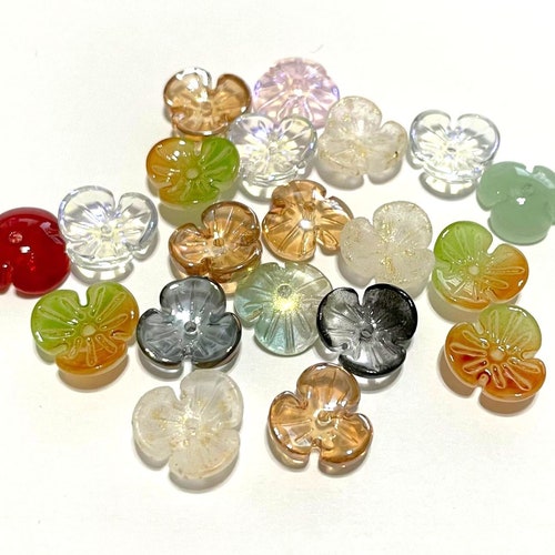 20pcs of Jade Green Flower Petal Glass Beads no.sfl3 Etsy