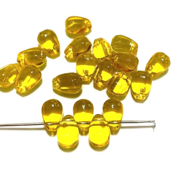 20pcs of Yellow Teardrops Beads  Glass Beads 9mm (NO.TTD14-1708)