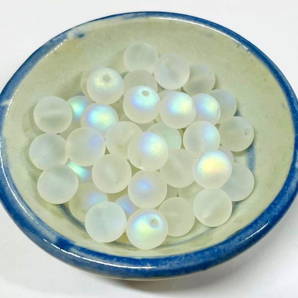 50pcs of Frosted White AB Round Glass Beads 8mm (No.GLRD7-1727)