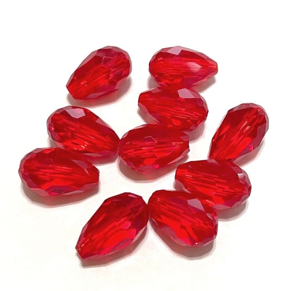 10pcs of Bright Red Transparent Faceted Teardrop Glass Beads 12x8mm(No.TD18-2095)