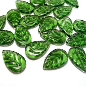 20pcs of Green Leaf Glass Beads Flat Leaf Beads 18mm(No.LF7-1141)