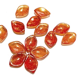 20pcs of Transparent Orange Red Gradient Flower Petal Glass Beads with Gold Glitter Powder  (No.FLPT6-1551)
