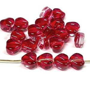 20pcs of Red Heart Beads Glass Beads 6mm (HRT9-1611)