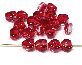 20pcs of Red Heart Beads Glass Beads 6mm (HRT9-1611)