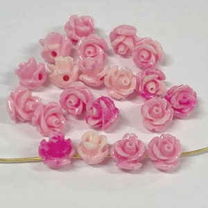 20 pièces de perles de fleurs dégradées rose vif, poudre de coquille, perles de fleurs de roses pressées 6mm (No.SFL3-2704)