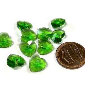 10pcs of Green Heart Faceted Crystal Glass Beads 10mm (No.HT7-1637)