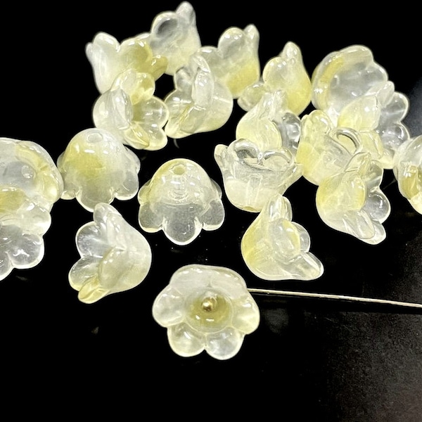 20pcs of Yellow Gradient Bell Flower Glass Beads 12x7mm (No.FL13-2013)