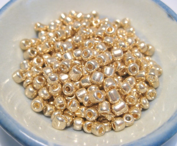 20g Metallic Plated Light Gold Seed Beads 6/0 Glass Seed Beads  4mm(N0.Cm8-068)