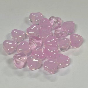 20pcs of Jade Pink Heart Beads 6mm Glass Beads (HRT13-1606)