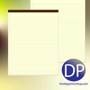 以下が含まれることがあります： 水平な青い線と茶色の上端が付いた、2つの黄色のリーガルパッド。パッドは積み重ねられており、1つがわずかに後ろにあります。パッドはグラデーションの背景にあります。 thedigiprintsshop.comのロゴが右下にあります。