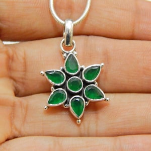 Green Onyx Pendant-925 Sterling Silver Jewelry- Gemstone Green onyx-faceted, Floral Jewelry, Handmade Pendent, Gift  For Girls & Women