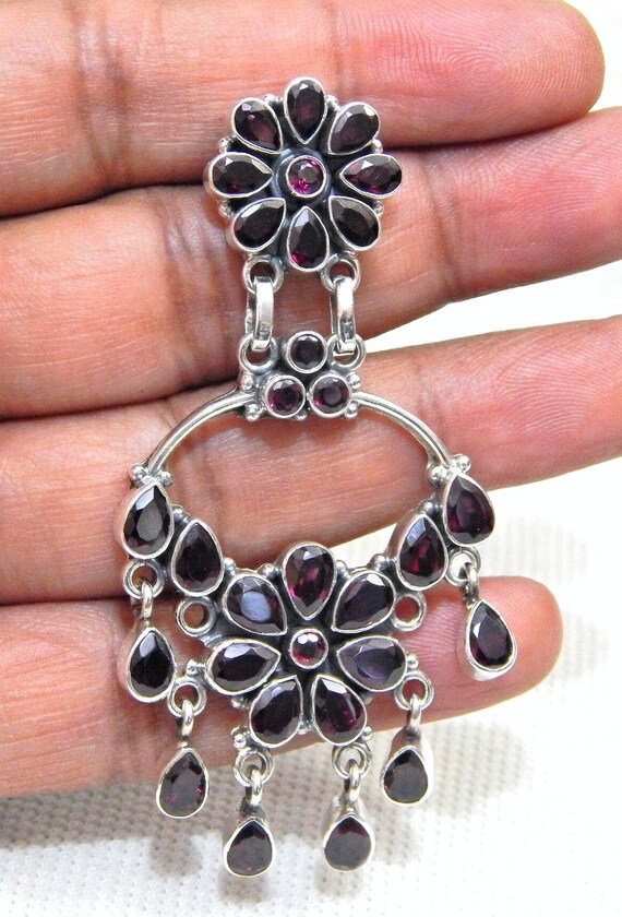 Orecchini fatti a mano con fiori di granato: borchie in argento sterling 925 - Italia