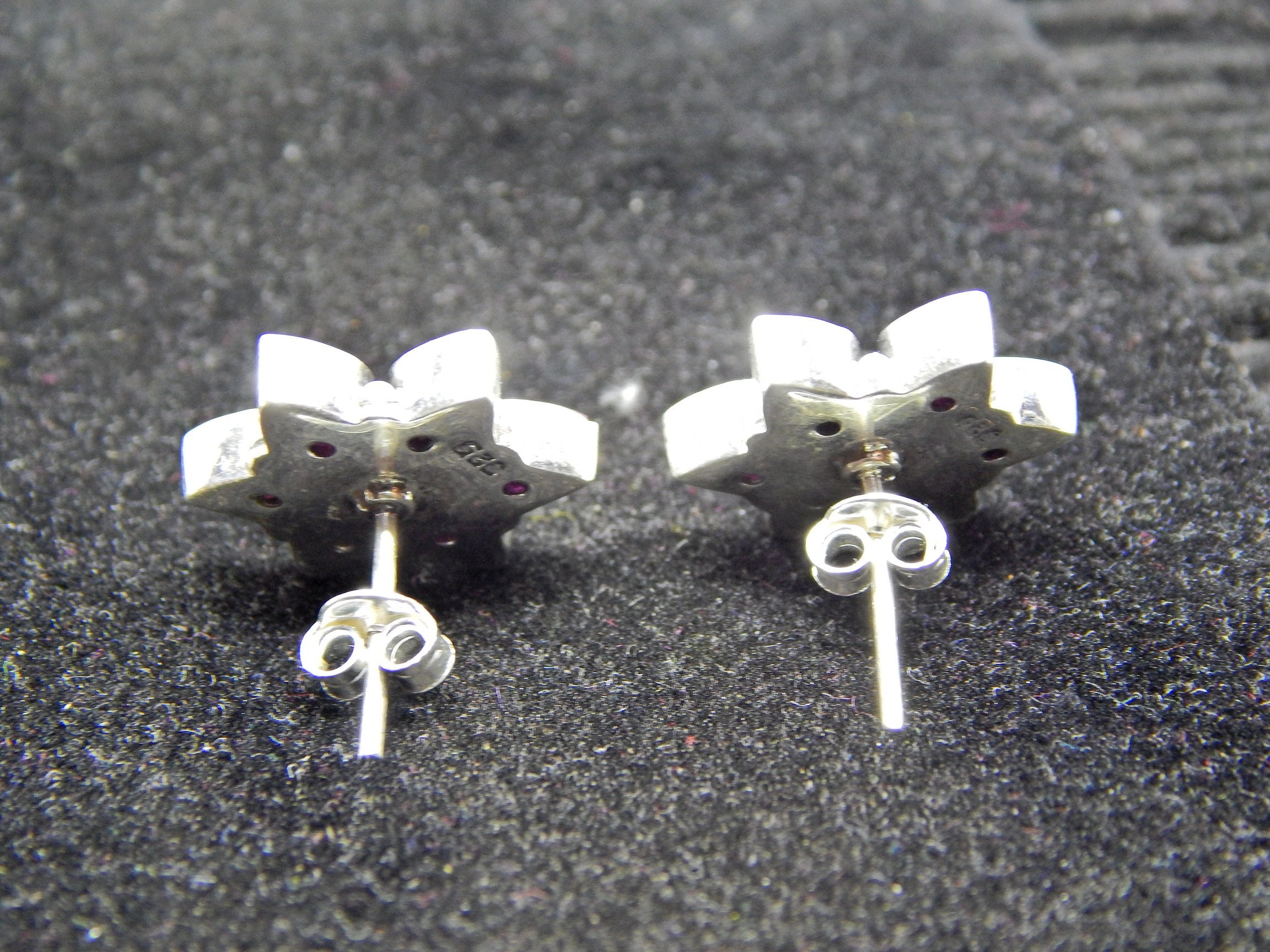Natural Ruby Sterling Silver Flower Stud Earrings - Etsy Beautiful 925 Silver Ruby Flower Studs main image 0