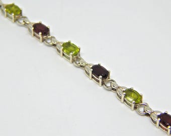 Pulsera de granate y peridoto: joyería de piedras preciosas facetadas en plata de ley 925