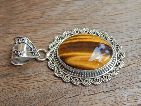 Pendentif Oeil De Tigre Ovale Fait Main - Bijou Ancien Plaqué Argent - Neuf Sans Emballage