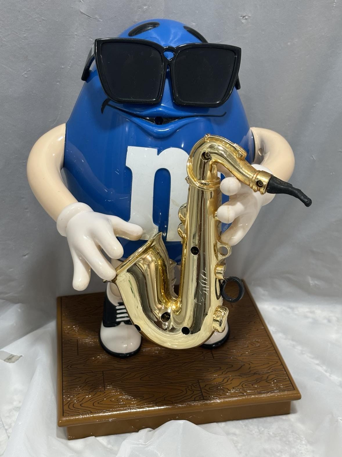 Vintage M&M Blue Playing Saxophone Candy Dispenser - Etsy