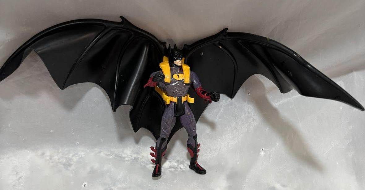 Vintage 1995 Kenner Batman Forever Deluxe Attack Wing Action