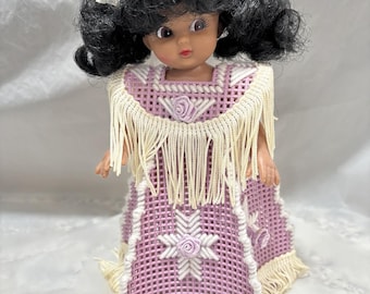 1960年代のヴィンテージネイティブアメリカン人形（革の衣装着用