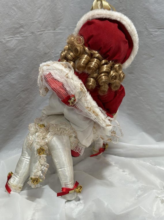 Vintage Leonardo Collection 'holly' Porcelain Doll on White Vintage Leonardo Collection 'holly' Porcelain Doll on White