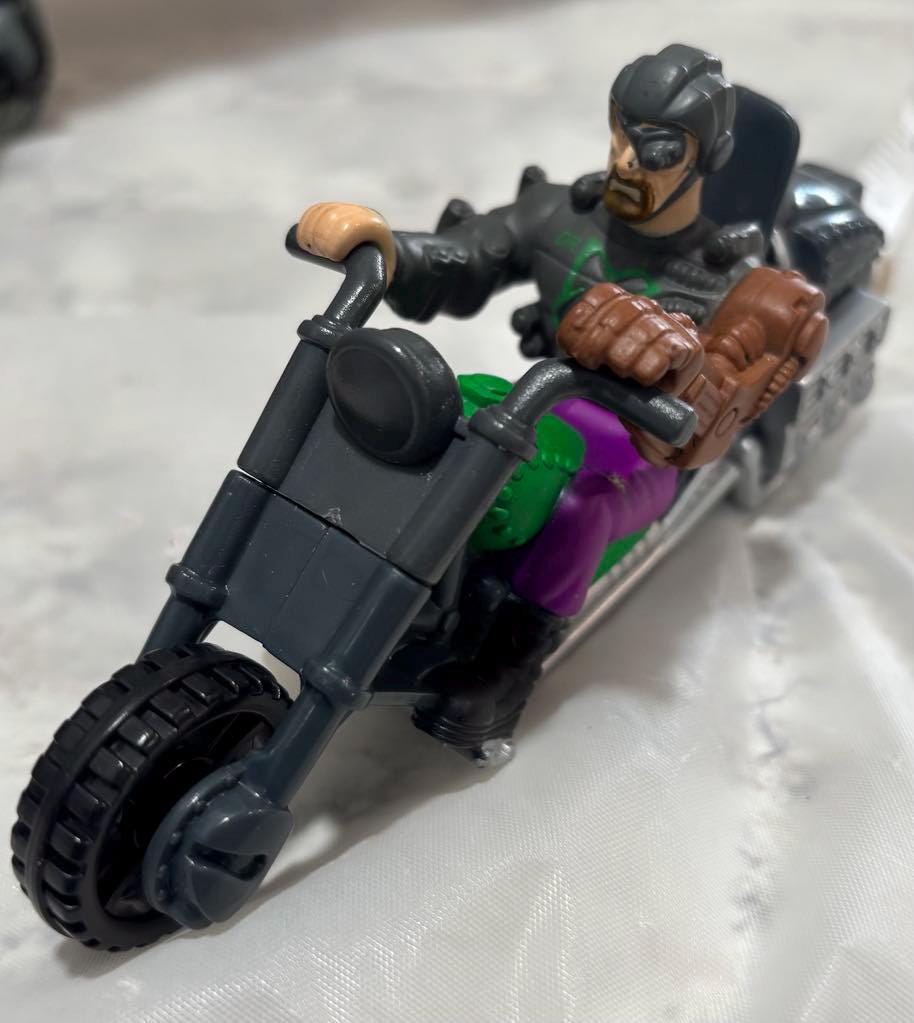バーカーキングとマクドナルドのヴィンテージバイクライダーハッピー