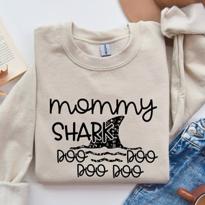 Mommy Shark Doo Doo Shirt For Matching Family Pajamas Mommy Shark Doo Doo Shirt For Matching Family Pajamas