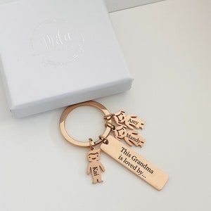 Family Keychain Children Keychain Personalized Keychain Handmade Engraved Keychain Customized Gift for Mom Gift for Dad Gift for Grandma image 1