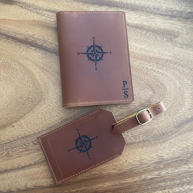 Portapasaportes de cuero genuino personalizado, cartera para pasaporte grabada, funda de cuero para pasaporte, cartera de viaje, regalo personalizado imagen 3