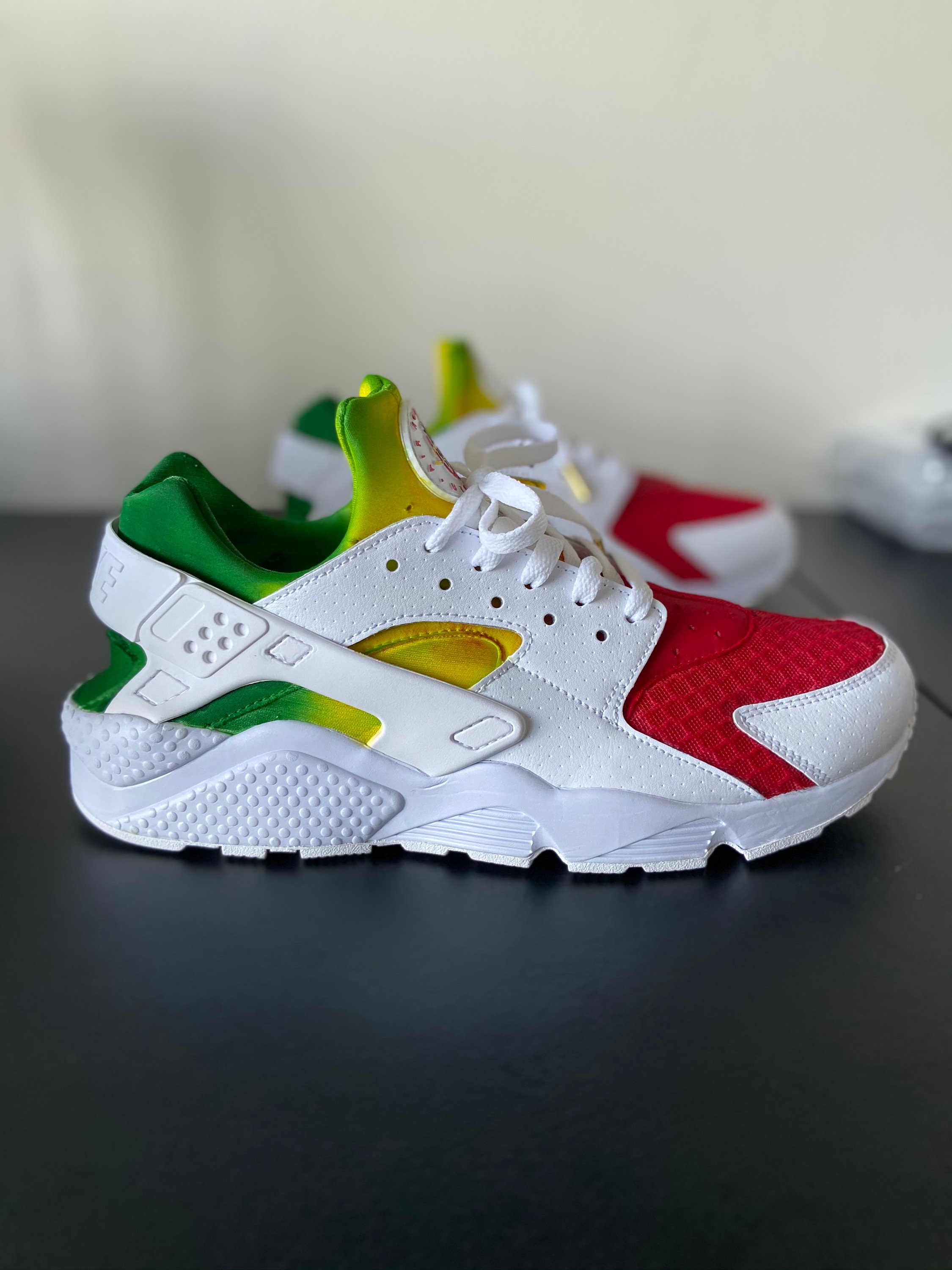 Nike Air Huarache By You Custom Men's Shoes.