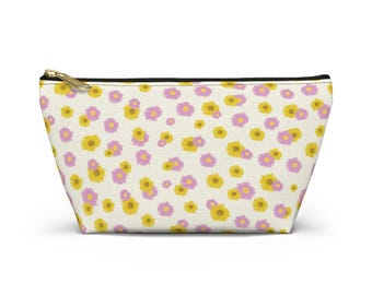 Accessory Pouch w T-bottom