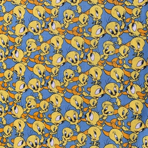 Tweety! Scrub Cap: European Style Adjustable Toggle, Tweet Bird inspired bild 6