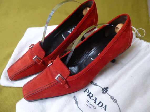 prada red suede loafer pumps black heels 38.5