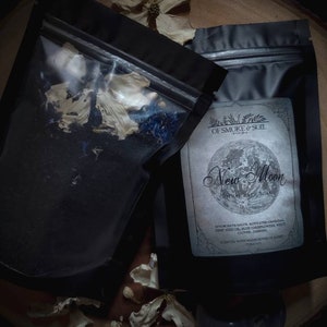 New Moon Ritual Bath Soak - Bath Salts - Witch Bath - Charcoal