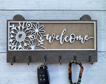 Wall Key Holder | Wall Key Hook | Rustic Home Decor | Farmhouse Wall Decor | Sunflower Daisy Key Holder