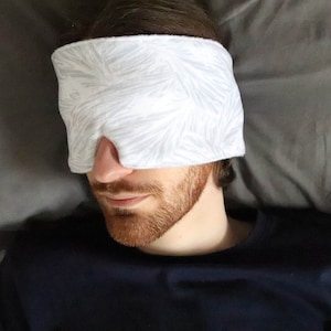 Calm Wrap Unisex Schlafmaske, Verdunkelnde Augenmaske, Klettverschluss am Rücken Bild 7