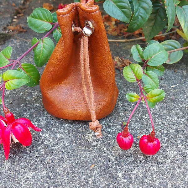 Soft Leather Bag - Round Pouch - DnD Dice Bag - LARP Leather Pouch - RPG Dice Bag - Renaissance Round Pouch