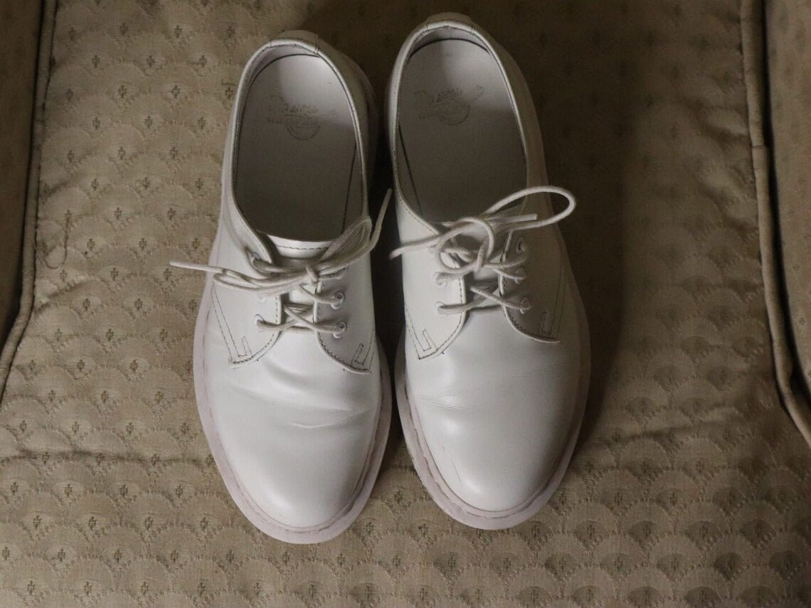 dr martens mono white