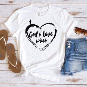 God&#39;s Love Wins (Heart) Short-Sleeve T-Shirt