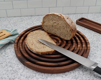 Round Wood Bread Slicing Crumb Tray: Grooved Cutting Board in Walnut, Maple or Beech, 12" or 16"