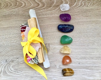 ENERGY & Love CLEANSING CRYSTAL Bundle with Raw Rose Quartz / Selenite Wand / Sage / 7 Crystal Chakra Set