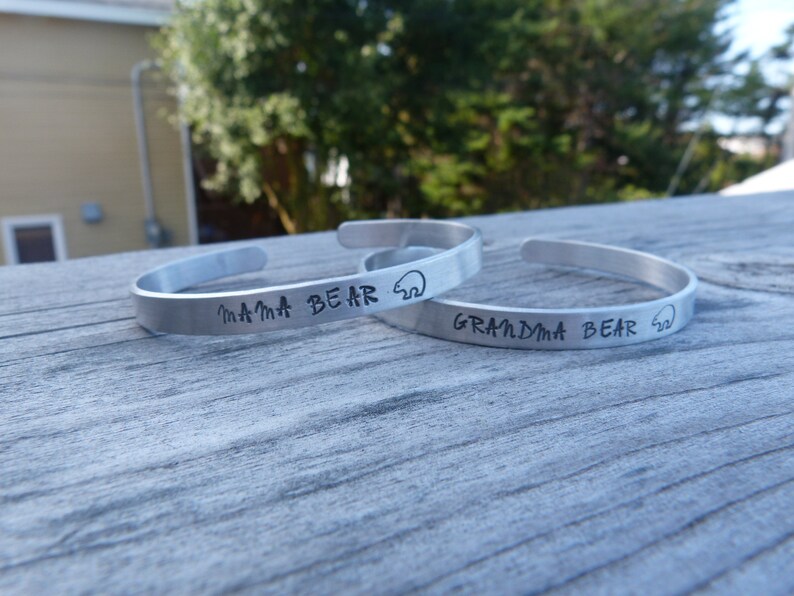 Dainty Mama Minimalist Design Grandma Bear Cuff Bracelet