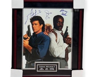 Mel Gibson, Joe Pesci & Danny Glover "Lethal Weapon 3" Autographed 16x20 Photo Framed To 23x27 Beckett