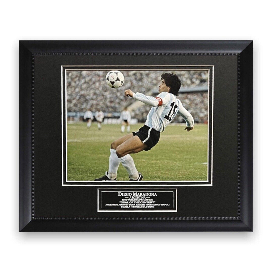 Diego Maradona Unsigned Photo Custom Framed to 11x14 - Etsy Canada