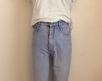Vintage Rio Jeans | 80s High Rise Light Wash Denim (Size Small)
