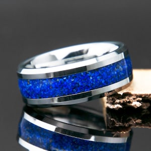 Anillo de lapislázuli / Alianza de bodas de lapislázuli / Anillo de compromiso con piedras preciosas / Anillo de compromiso de tungsteno / Lapislázuli natural real / Aniversario