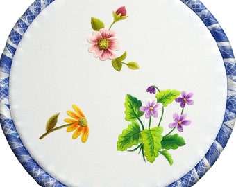 KIT233 Embroidery Kit, 03 beautiful floral embroidery designs, Plus 30% embroidery thread, Embroidery Kit on clothes, dresses, hats