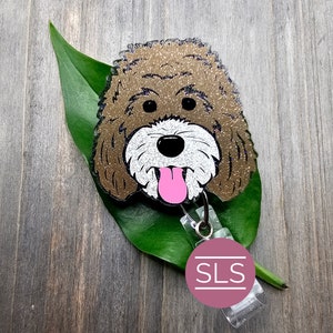 Bobine d’insigne rétractable Doodle à paillettes brunes et blanches-Doodle Dog Glitter ID Holder-Goldendoodle-labradoodle