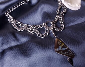 本物の蝶が付いたパンクフェアリーコアチェーンネックレス、ChainPunx X Mangled Monarch のコラボレーション