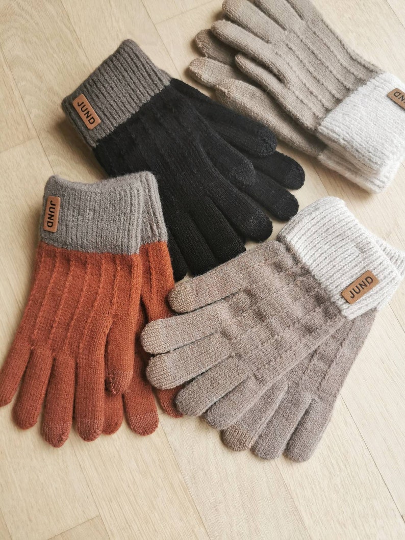 Schlichte zeitlose Damen Handschuhe für Herbst/Winter, dehnbar & warm, mit Touchscreen-Finger in Uni-Farben braun, natur, schwarz Bild 1